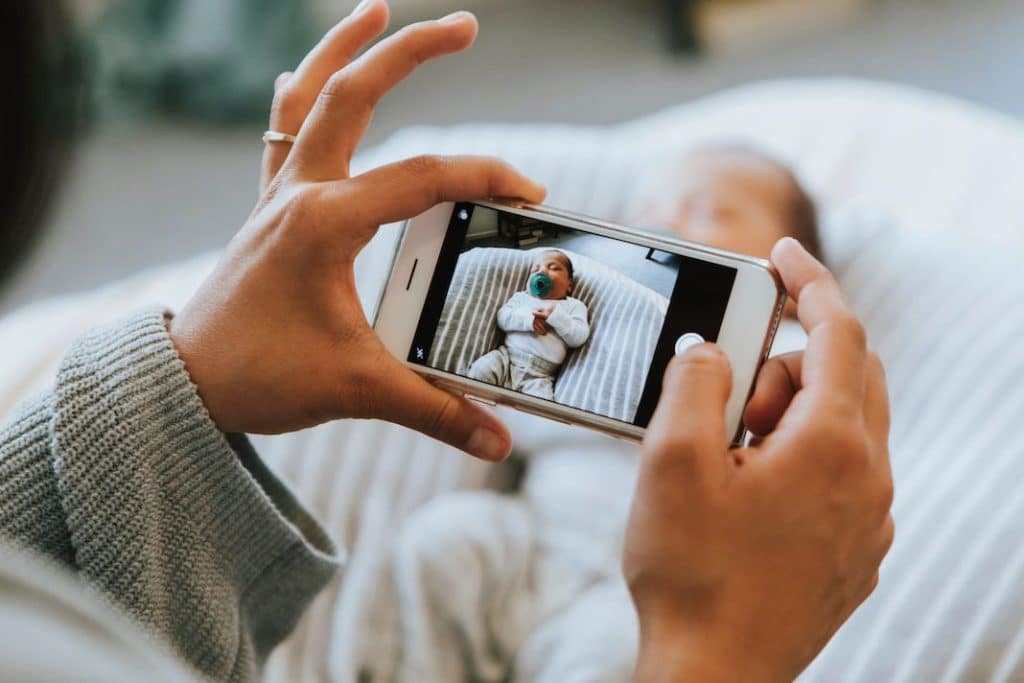 Nin-Nin : lance le premier réseau social familial et privé autour de bébé