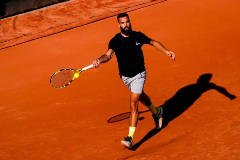 Benoit Paire dit "santé marion" avec sa collection