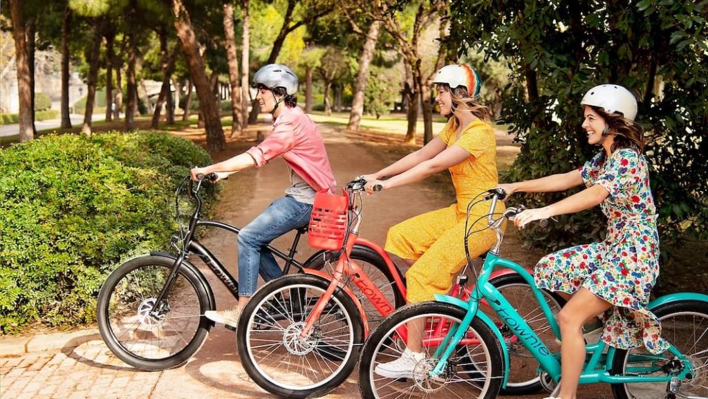 Electra présente ses vélos mixtes et totalement urbains