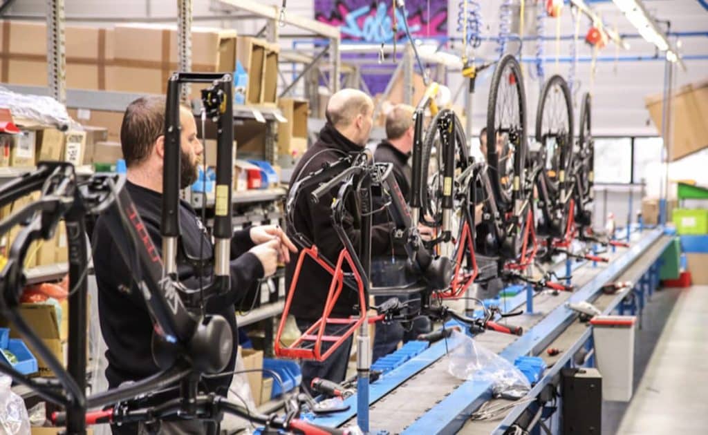 Easybike devient le Groupe Rebirth