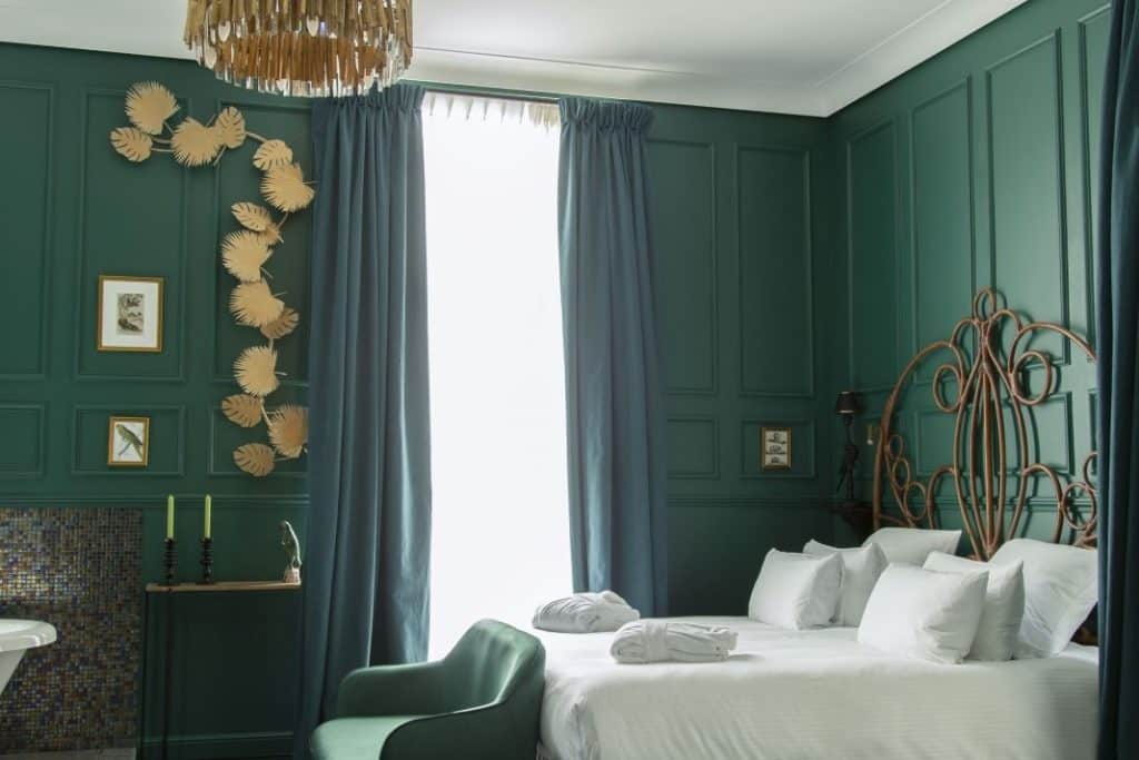 Stella Cadente signe les nouvelles chambres du Château de Maffliers.
