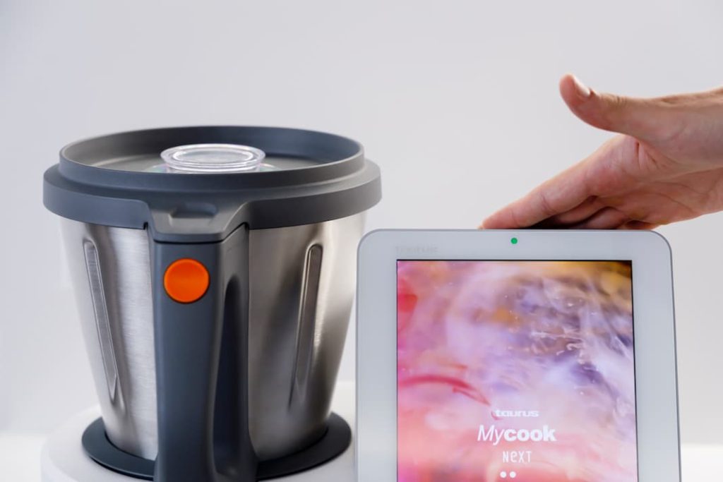 Mycook, le robot qui veut concurrencer Thermomix