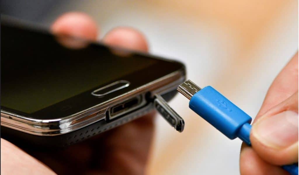 Téléphonie, chargeur universel, enfin, une réalité !