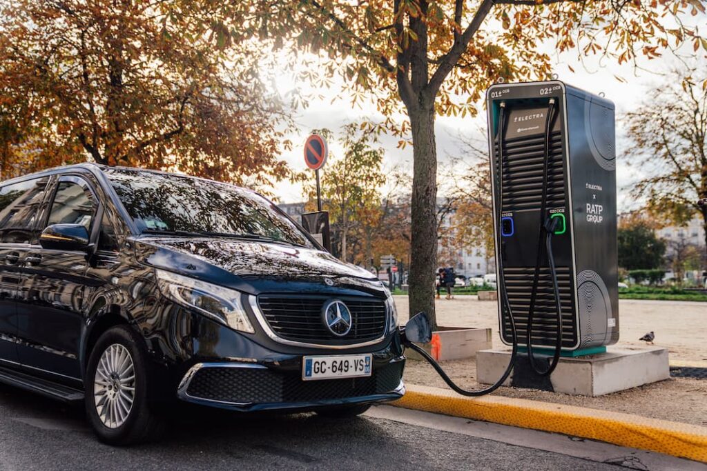 La RATP ouvre ses bornes électriques de recharge