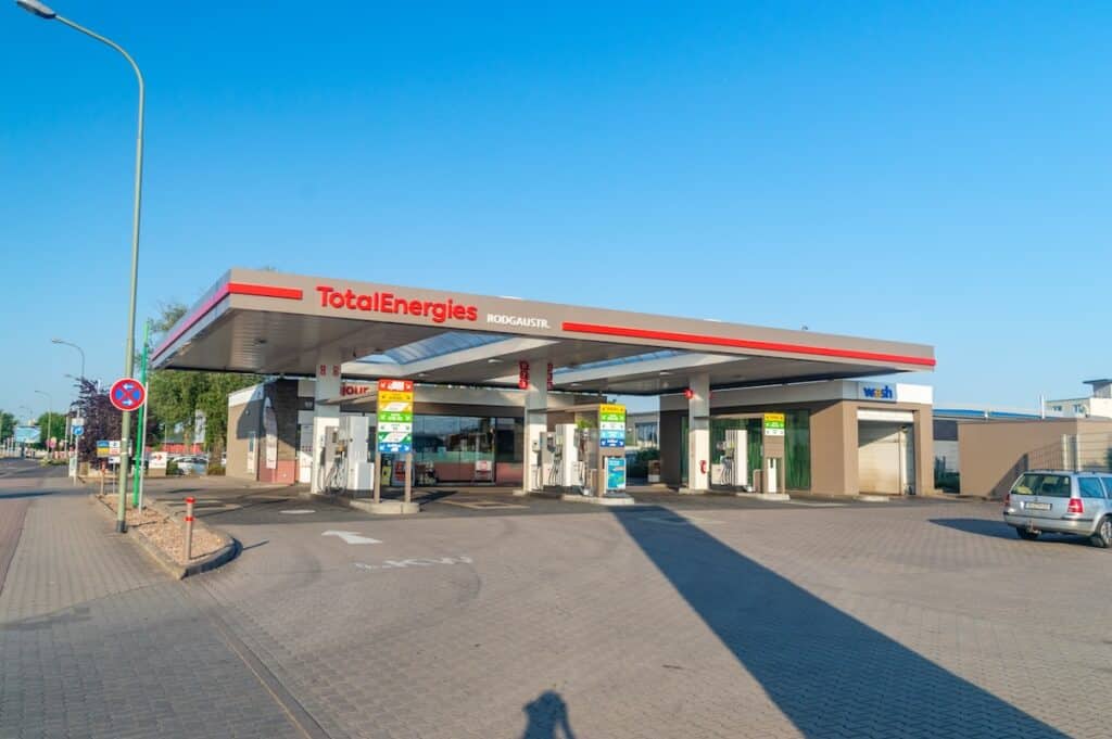 Le prix de l’essence bientôt « largement au-dessus de 2 euros »