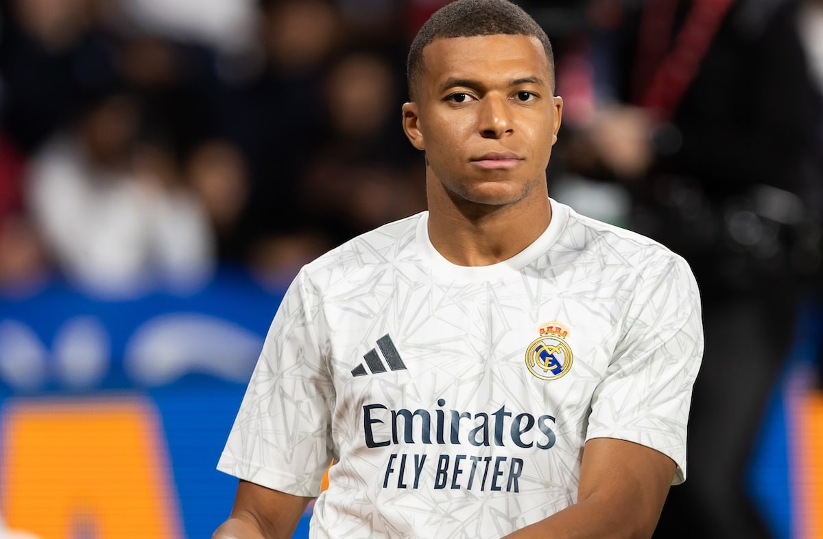 Mbappé et l&rsquo;argent : quand la fortune isole