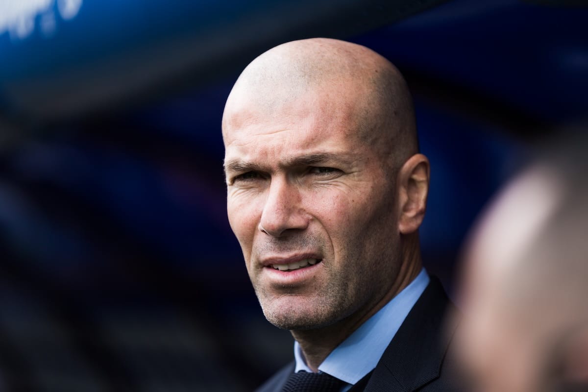 Football : Zidane attendu comme le messie