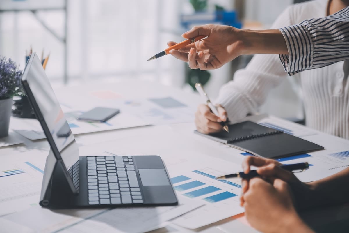 Mandataire CEE professionnel : pourquoi confier votre dossier à un expert de confiance