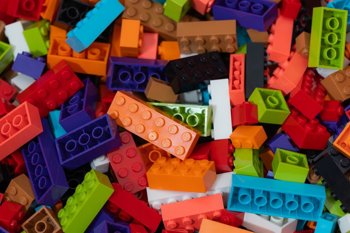 Lego dans la tourmente