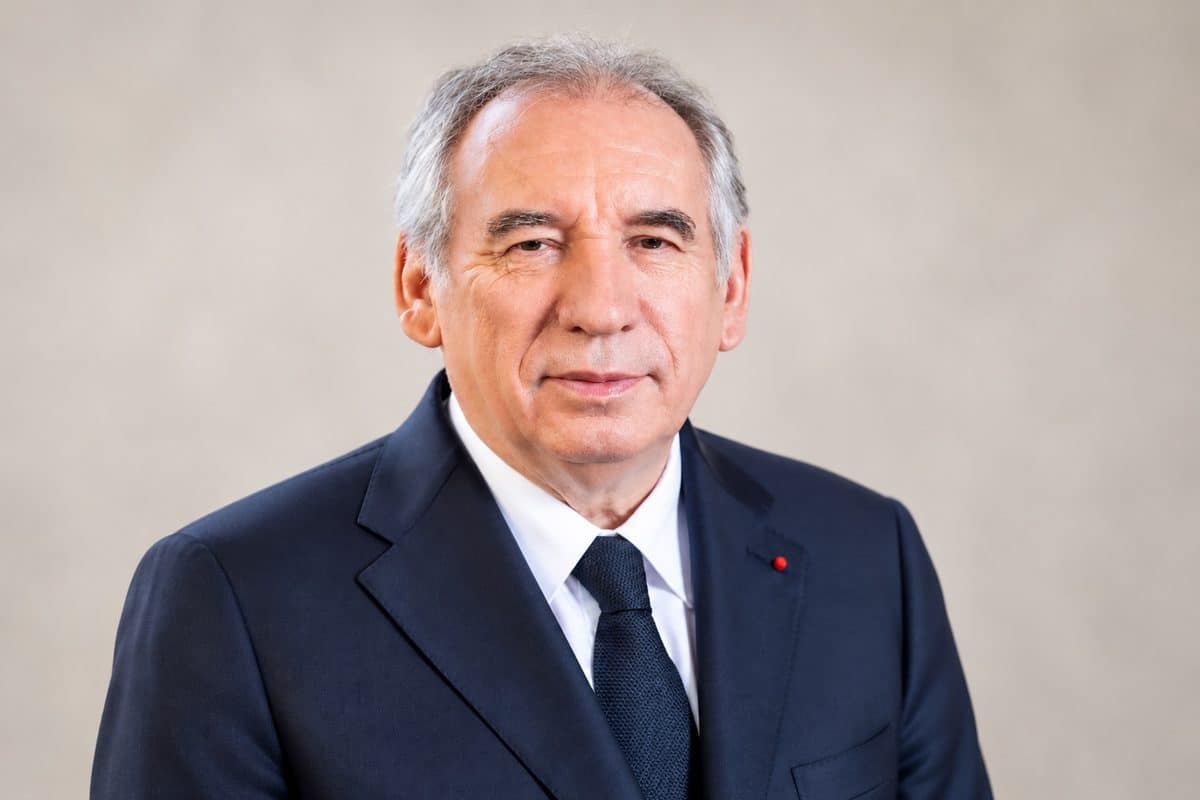 François Bayrou : voiture, chauffeur, protection… ce que l’ancien Premier ministre coûte encore à l’État