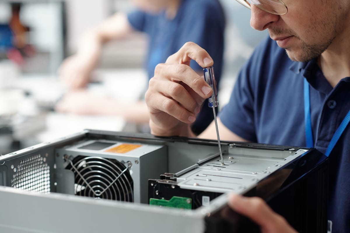 Maintenance informatique en PME : ce que coûte vraiment une panne évitable