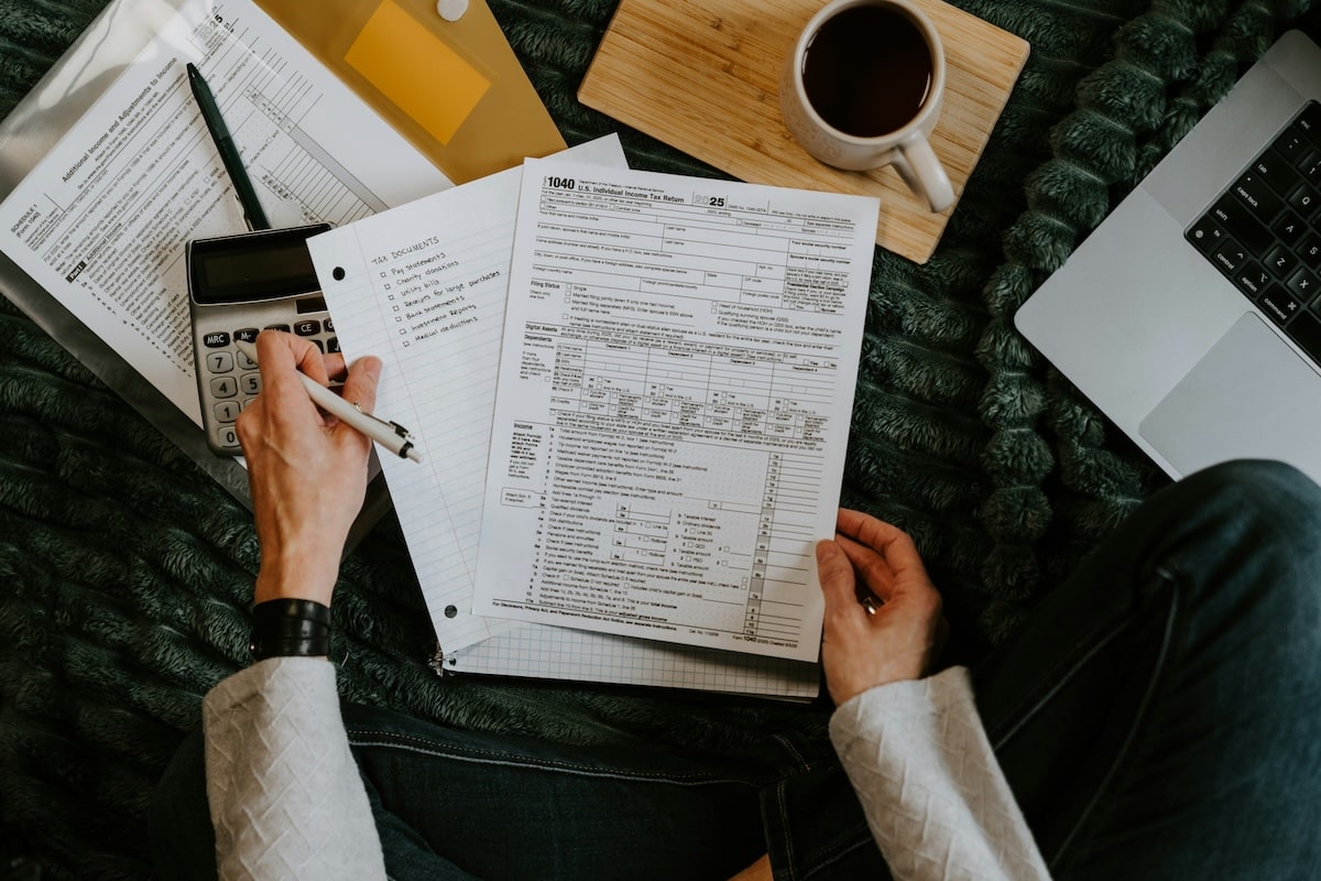 Facturation sur Excel ou logiciel dédié : quelle solution choisir pour votre petite entreprise ?